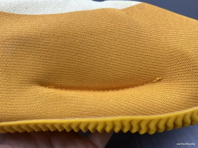 Yeezy RNR Knit Sulfur Adidas GW5353 0821